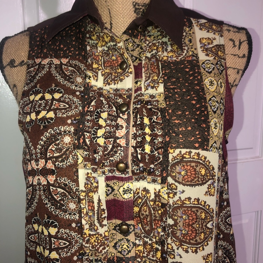 Sheer, flowy shirt. Size S/M (8/10)